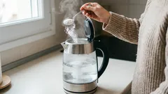 Umjesto octa i sode bikarbone koristim ovaj jeftini prašak. Nakupljeni kamenci s kuhala za vodu nestaju kao da su čarobni.